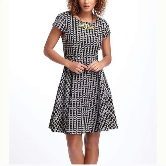 Anthropologie Maeve Knit Black White Geometric Fit & Flare Dress Size 4 or Small - Picture 1 of 11